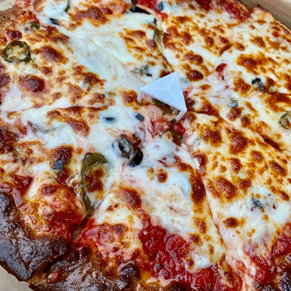 Dip Dish Chicago Style Pizza